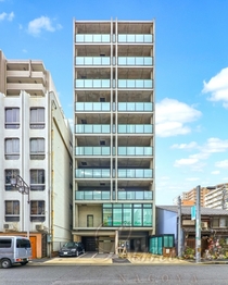 PREMIER IMMEUBLE