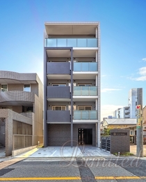 ラルーチェ川名
