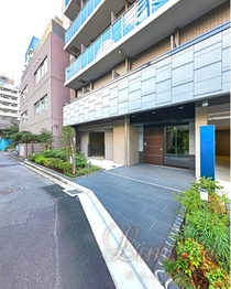 プレサンスジェネ新栄町駅前葵