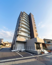 THE RESIDENCE SAKURAYAMA WEST